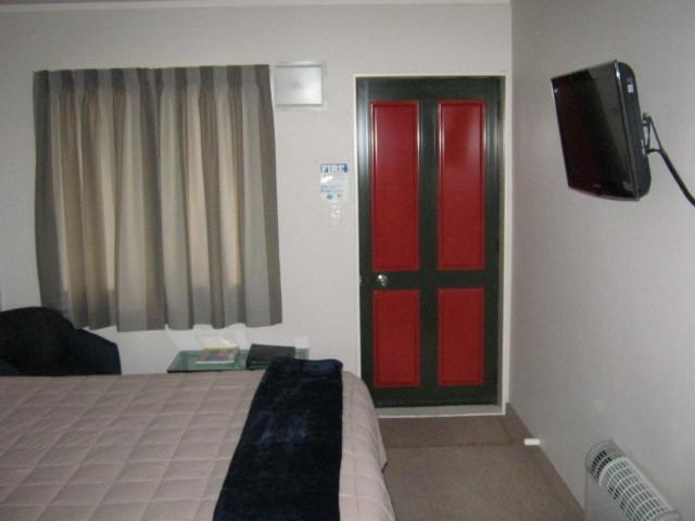 Champers Motor Lodge Gisborne Room photo